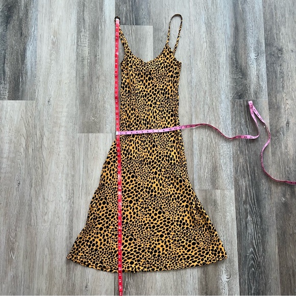 NWT Emma Mulholland on Holiday Vacation Slip Dress in Cheetah - Picture 9 of 10
